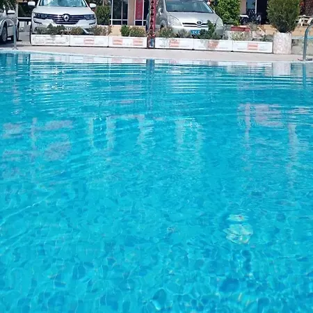 M Апартамент *